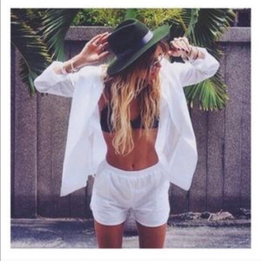 ISO white and and boa set